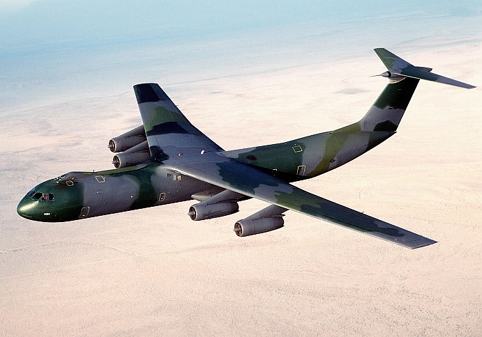 C-141 «Starlifter» C-141 «Starlifter»